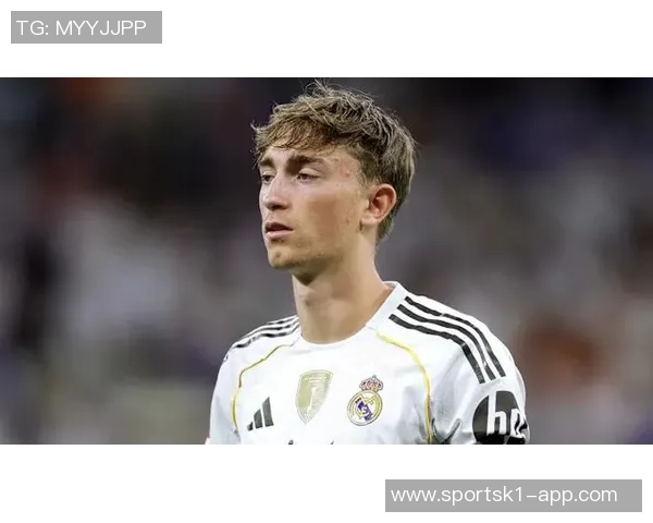 赫伊森因肌肉超负荷缺席对阵贝蒂斯比赛科贝电台最新消息